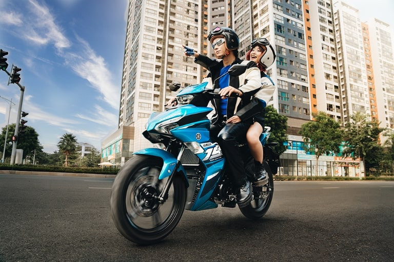 Người thuê xe máy dài hạn tìm hiểu thông tin