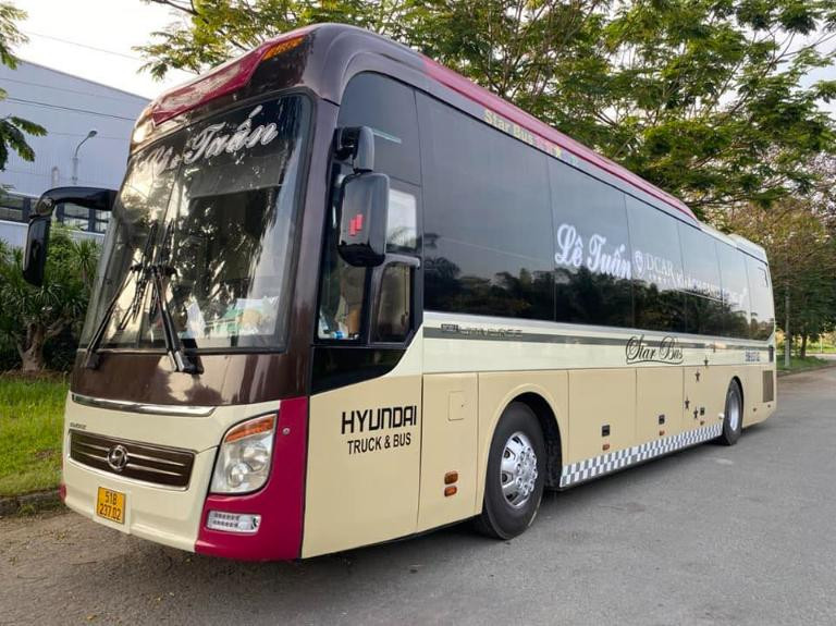 Nhà Xe Lê Tuấn với đội xe hiện đại phục vụ nhiều tuyến đường