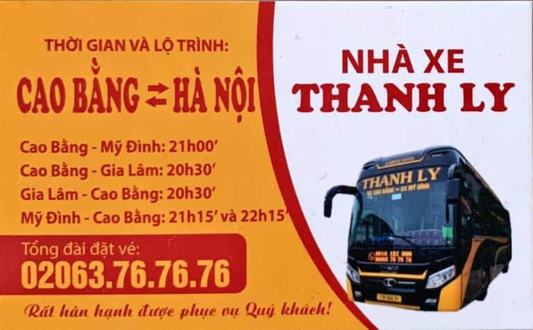 Nhân viên tổng đài nhà xe Thanh Ly hỗ trợ đặt vé qua điện thoại