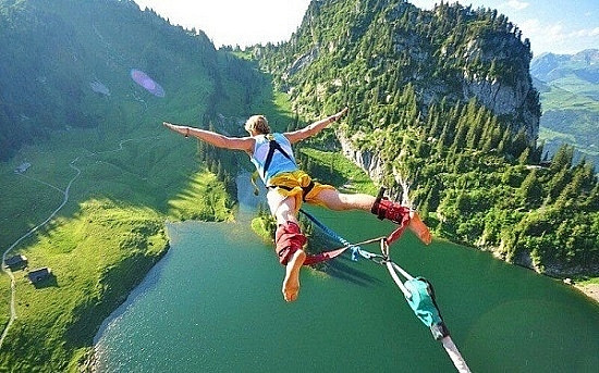 Nhảy Bungee ở Nha Trang