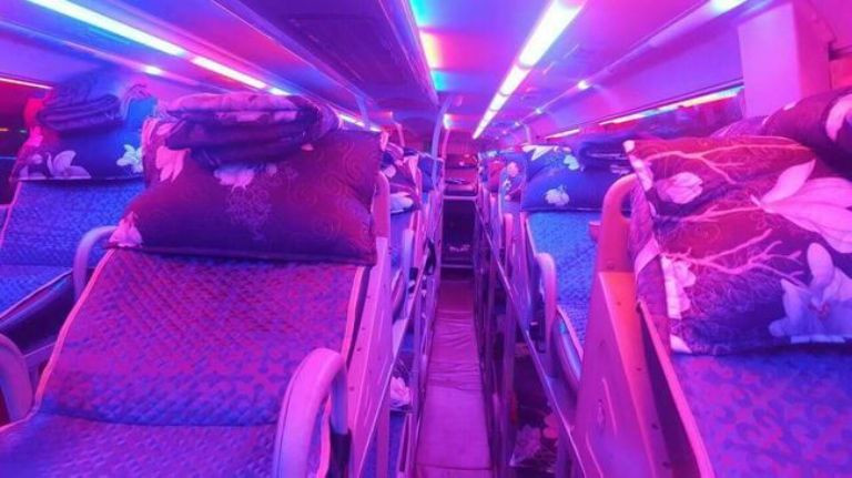 Nội thất hiện đại của xe khách Châu Tịnh Hải Phòng đi Bình Định