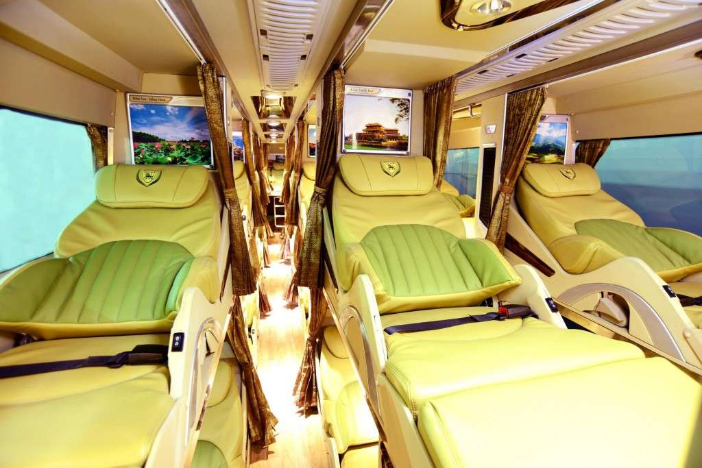 Nội thất sang trọng của xe giường nằm Long Vân Limousine 34 phòng VIP