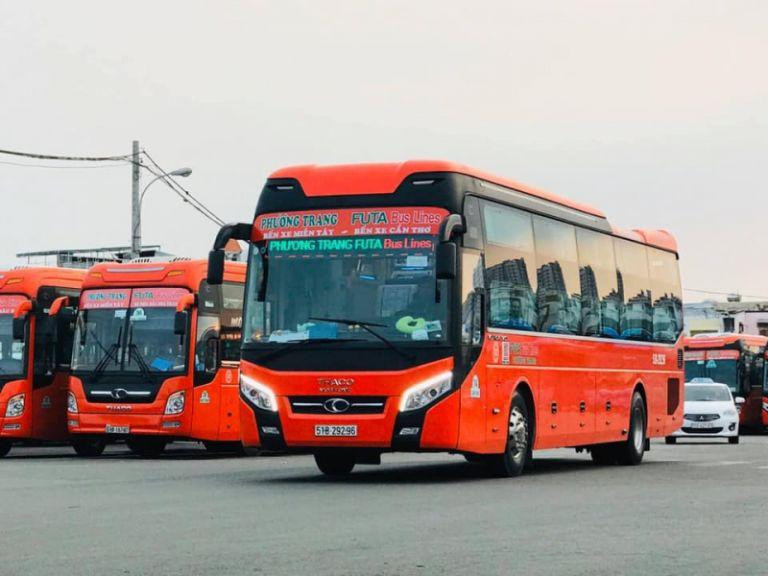 Nội thất tiện nghi bên trong xe khách chạy tuyến Bến xe Vị Thanh Hậu Giang đi Tây Ninh