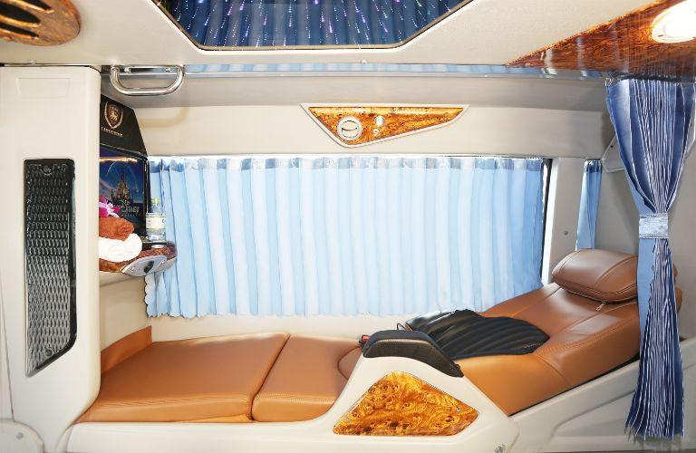 Nội thất xe Chơn Mỹ tiện nghi thoải mái