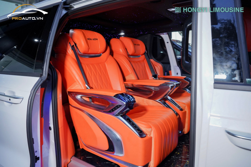 Nội thất xe độ Limousine với nhiều tiện ích cao cấp