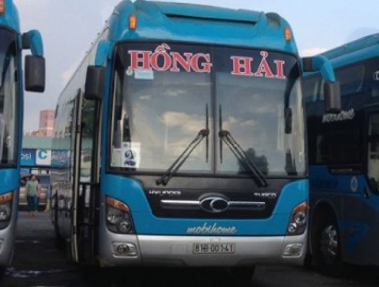 Nội thất xe khách Tiến Oanh hoặc tương tự trên tuyến Sài Gòn Đắk Lắk