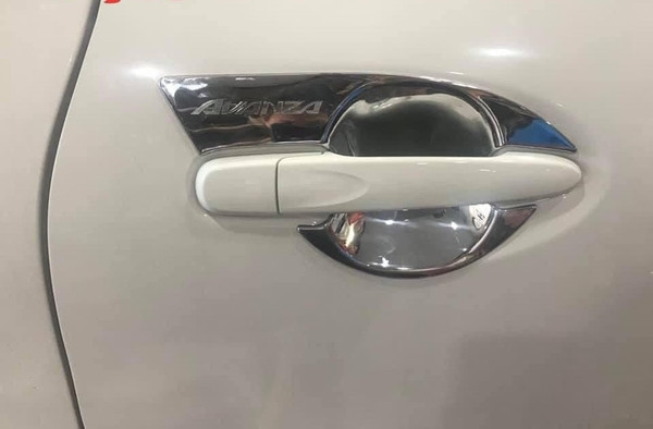 Ốp chén cửa và tay nắm mạ crom cho Toyota Avanza