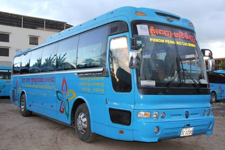 Nhà xe Khải Nam có cung cấp dịch vụ vận chuyển hàng quốc tế