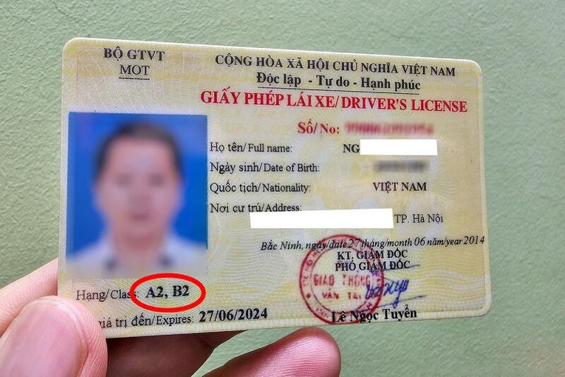 Thẻ giấy phép lái xe tích hợp nhiều hạng