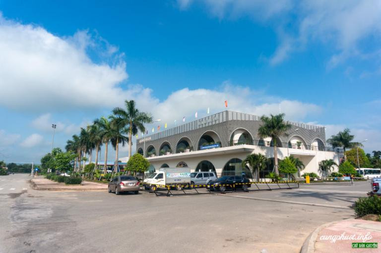 Toàn cảnh Bến xe Hà Tĩnh nhìn từ ngoài vào