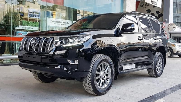 Toyota Land Cruiser Prado sang trọng và kích thước xe 7 chỗ cao cấp