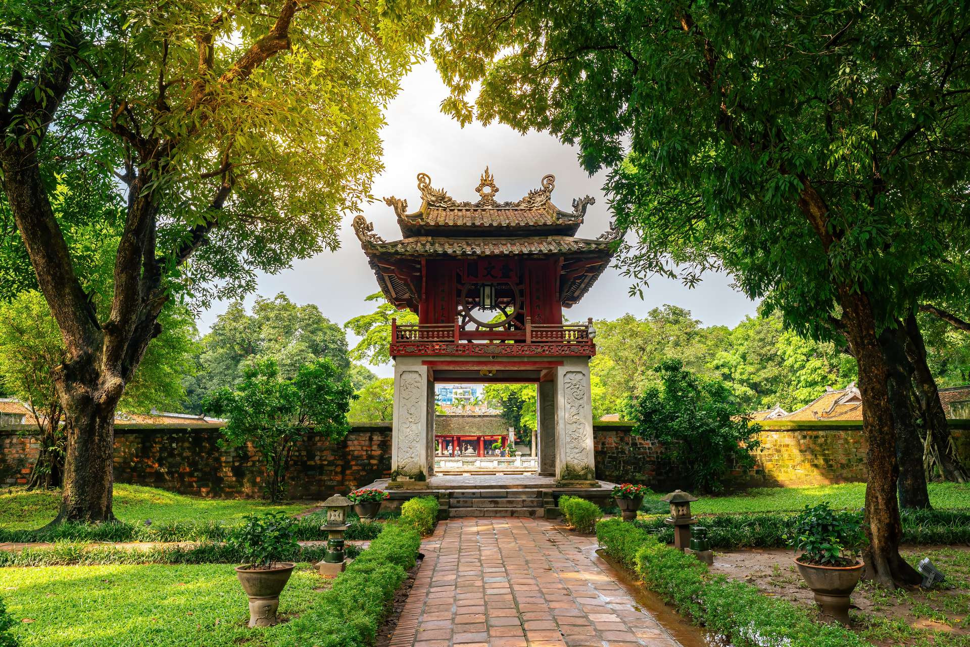 Văn Miếu Quốc Tử Giám, một trong những điểm tham quan không thể bỏ qua khi du lịch Hà Nội