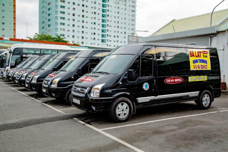 xe Đà Lạt Vũng Tàu Thảo Hồng Limousine