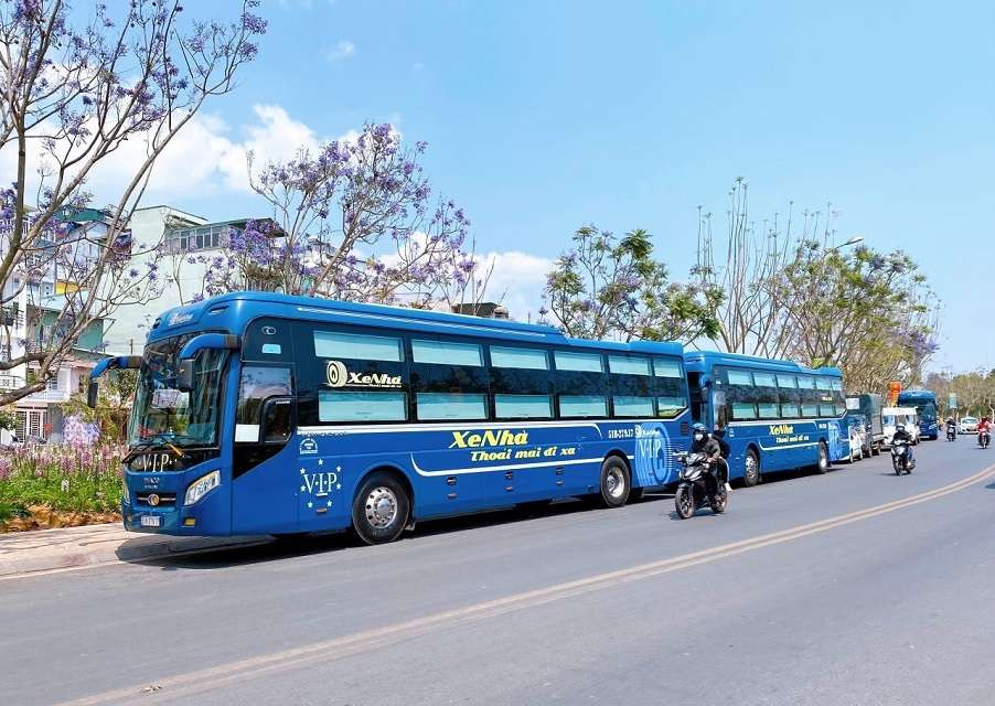 Xe giường nằm hiện đại của nhà xe Xe Nhà trên tuyến Nha Trang Sài Gòn