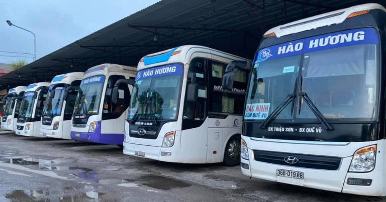Xe khách 45 chỗ Hào Hương tuyến Hải Phòng - Thanh Hóa tiện nghi, khoang hành lý rộng