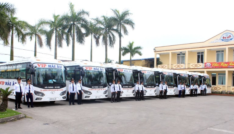 Xe khách Hải Âu phục vụ tuyến Hà Nội Hải Phòng