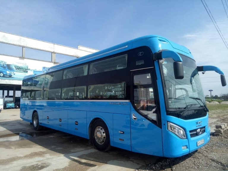 Xe khách Khánh Thịnh chạy tuyến Hà Giang - Thái Nguyên