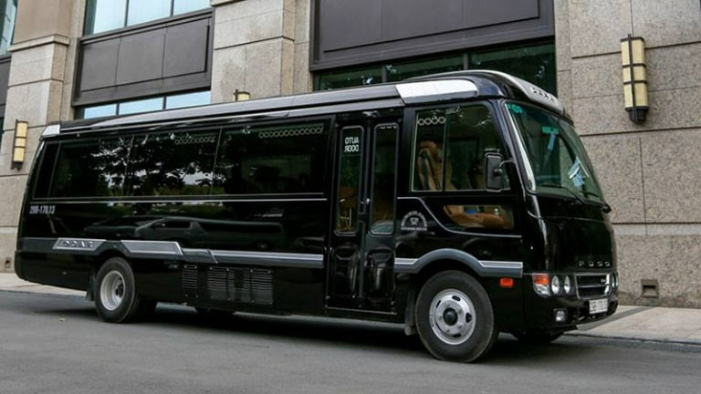Xe Limousine 16 chỗ cao cấp của nhà xe Hải Tuấn