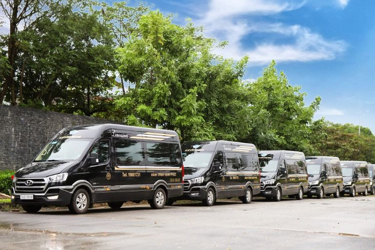 Xe Limousine cao cấp của nhà xe Hải Phòng Limo chạy tuyến Hà Nội Hải Phòng