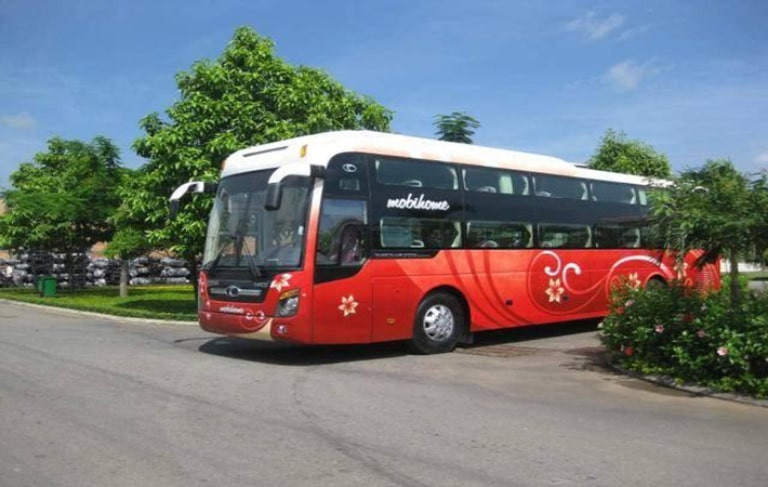 xe Thảo Hồng trung chuyển